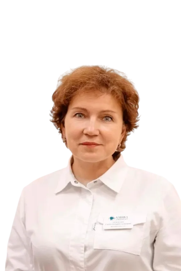 На фото Беникова Елена Владиславовна
